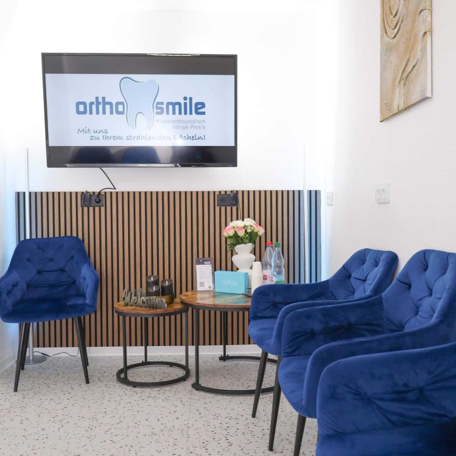 Wartezimmer Ortho Smile - Kieferorthopädisch tätige Zahnarztpraxis Reinhard Huber in Nürnberg